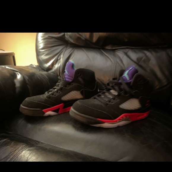 Jordan 5s - Picture 2 of 3